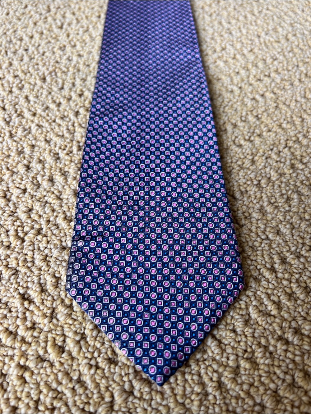 Brooks Brothers Silk Necktie Navy Blue Pink Geometric Medallion Foulard USA